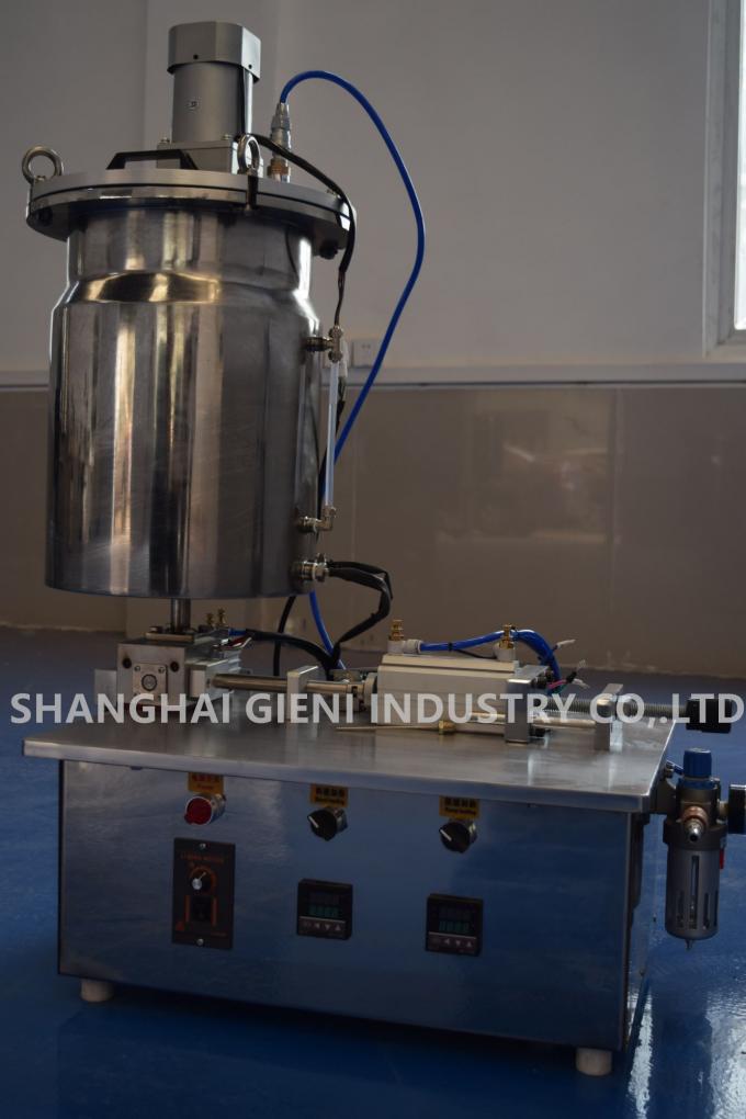 10L50L Essential Oil Filling Machine with Adjustable Air Cylinder Ration Design