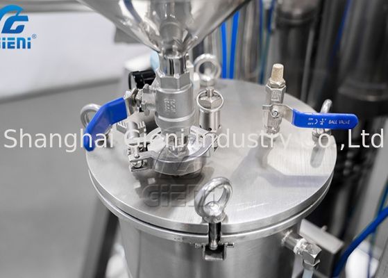 High Speed 50L Cosmetic Powder Mixer Machine With Oil Spraying Device