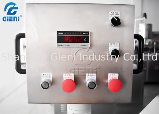 Screw Type Cosmetic Powder Press Machine , Brittle Powder Grinding Pulverizer Machine