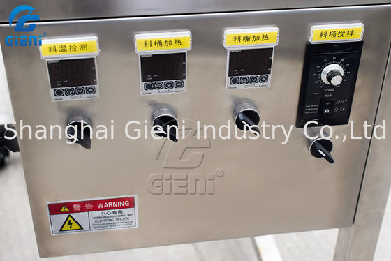 20L Tank Manual Type Metal Mould Lipstick Filler With Remelting Conveyor